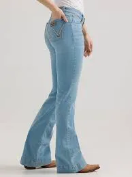 Wrangler Women's Retro® Mae Wide Leg Trouser Jean in Mia
